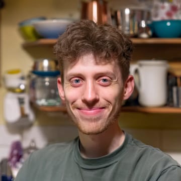 Asher Bennett profile photo